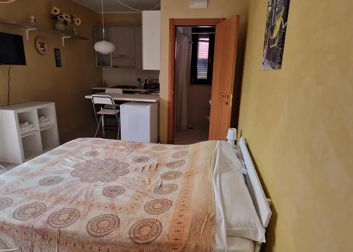 Holiday home Sotto L'arco 2 *